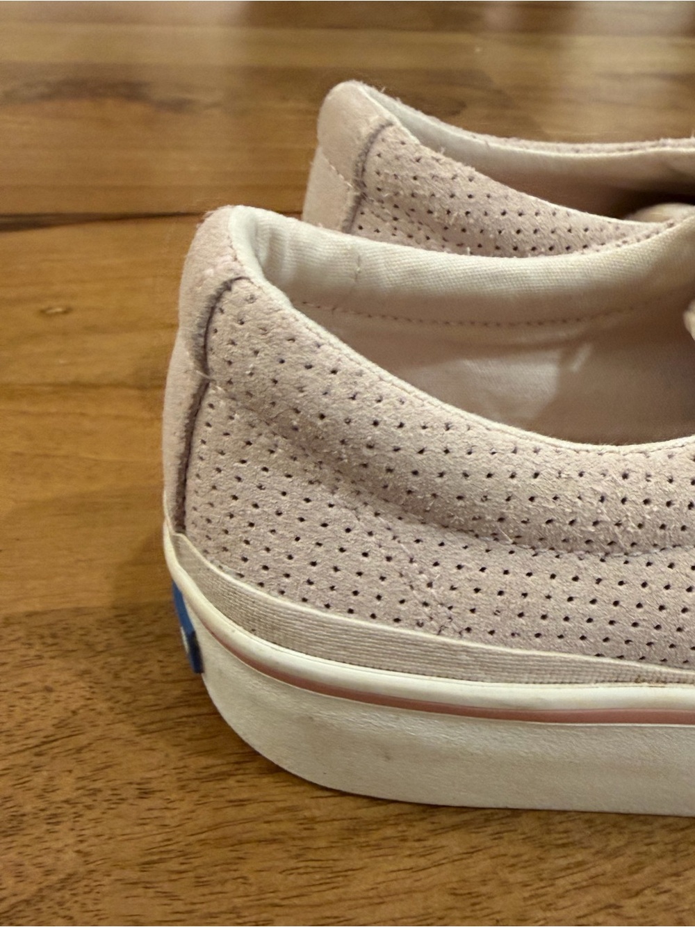 Keds Pink/Lavender Suede Low-Top Lace Sneakers with Gold Eyelets Size 7 - Picture 8 of 12